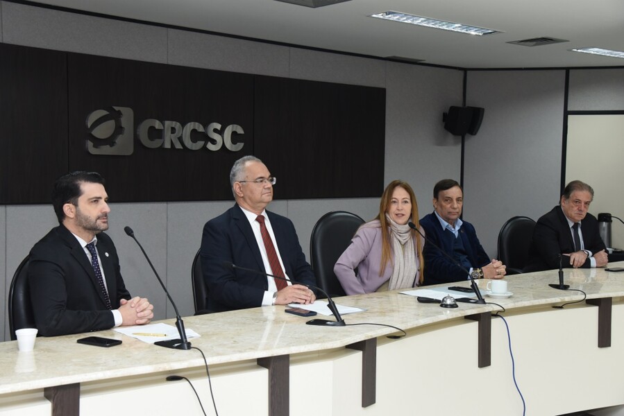 1-seminario-de-disseminacao-das-diretrizes-curriculares-nacionais-dcns