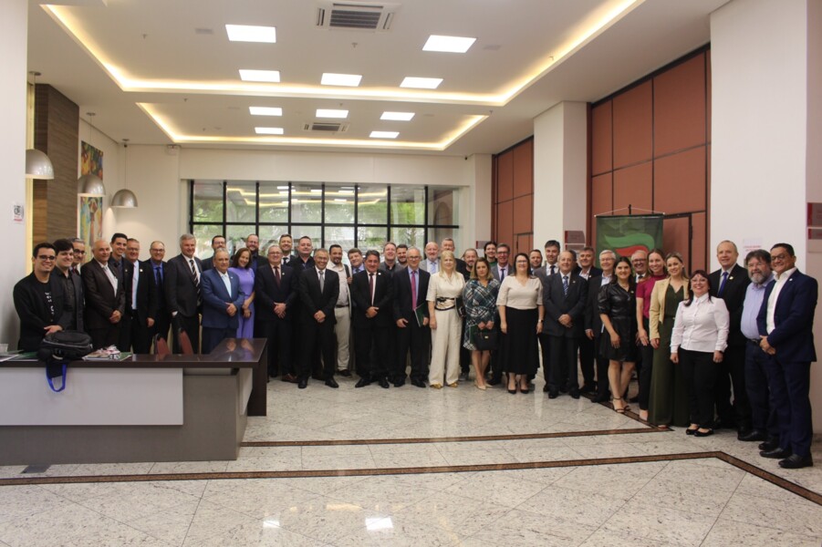 crcsc-marca-presenca-em-assembleia-geral-da-fecontesc