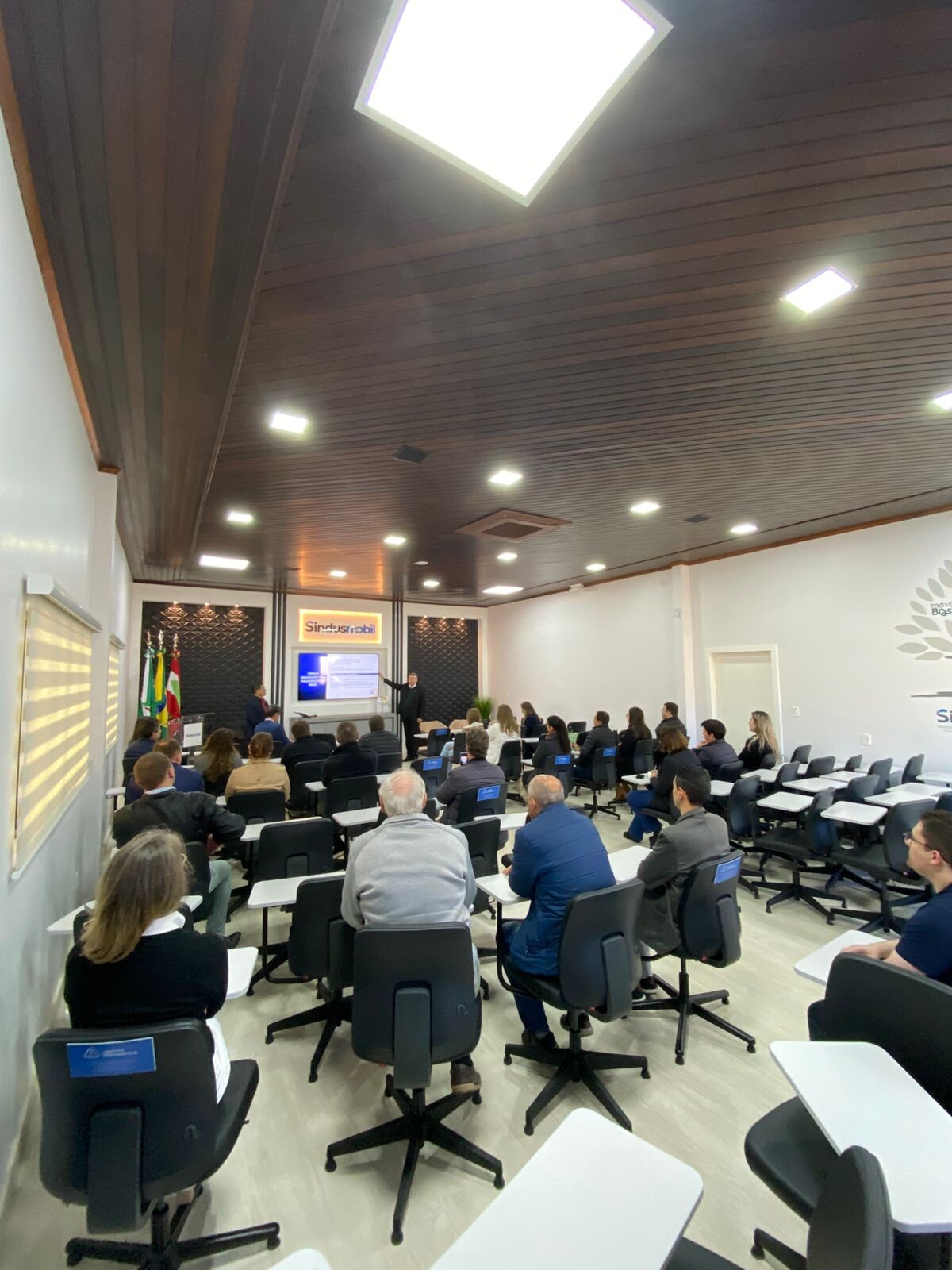 encontros-do-crcsc-no-planalto-norte-abordam-atuacao-da-entidade-nas-questoes-tributarias