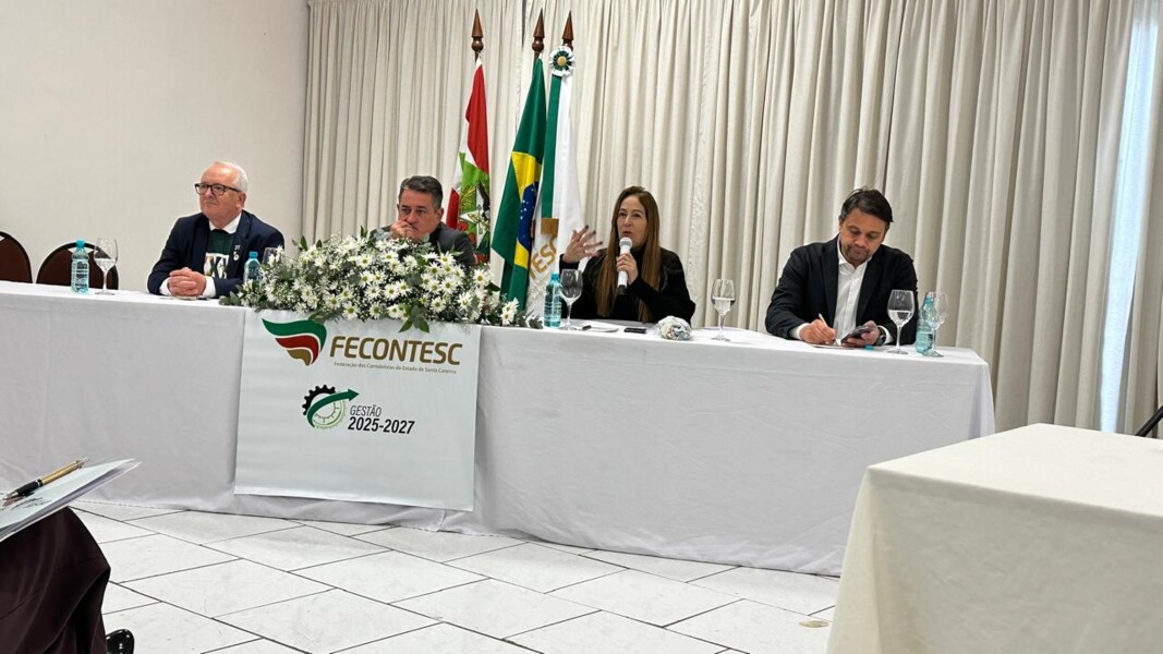 crcsc-participa-de-assembleia-da-fecontesc-em-fraiburgo