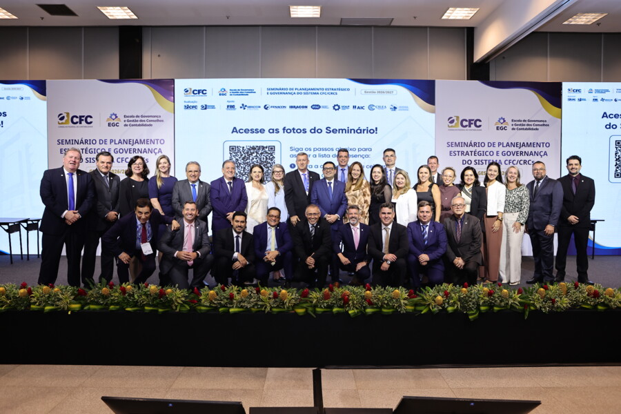 comitiva-do-crcsc-participa-do-seminario-de-planejamento-estrategico-e-governanca-do-sistema-cfccrcs