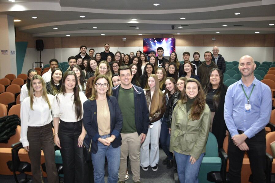 academicos-da-unesc-de-criciuma-conhecem-estrutura-do-crcsc-e-perspectivas-para-a-carreira-contabil