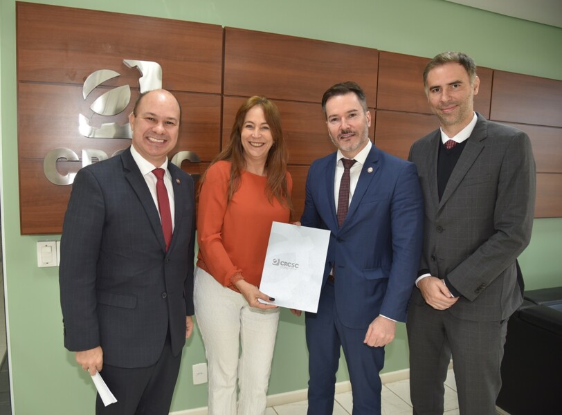 crcsc-e-iasc-firmam-parceria-para-impulsionar-acoes-conjuntas-entre-as-entidades