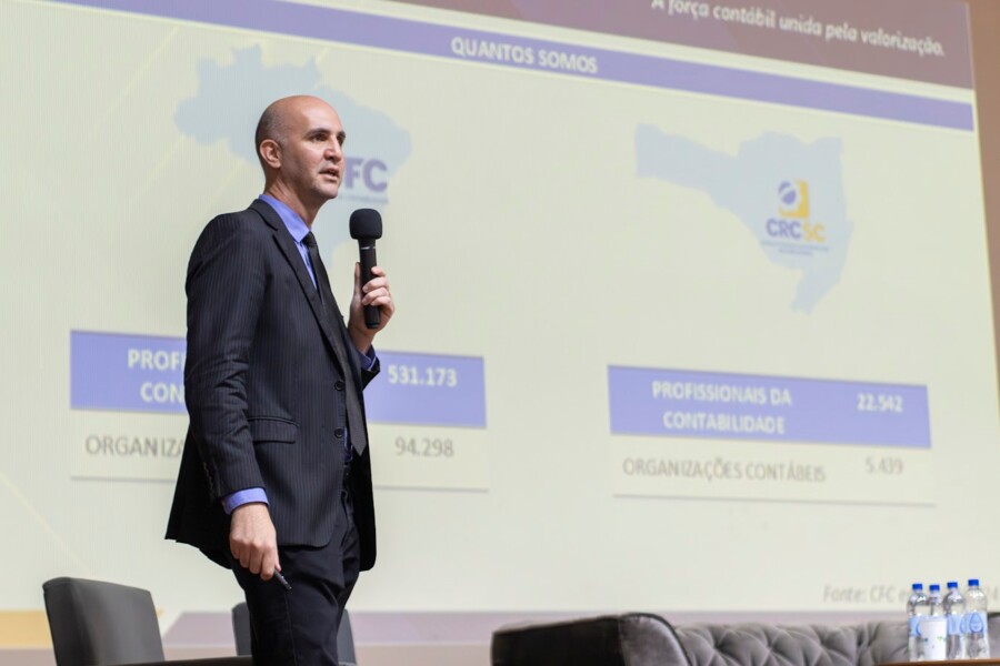 crcsc-prestigia-inauguracao-de-laboratorio-de-praticas-contabeis-da-uniplac