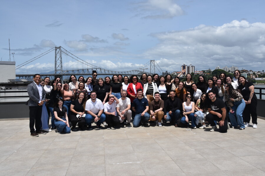 academicos-de-criciuma-sao-recepcionados-na-sede-do-crcsc